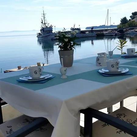 شقة Sea Reflections Žman