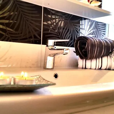 شقة Sea Reflections Žman